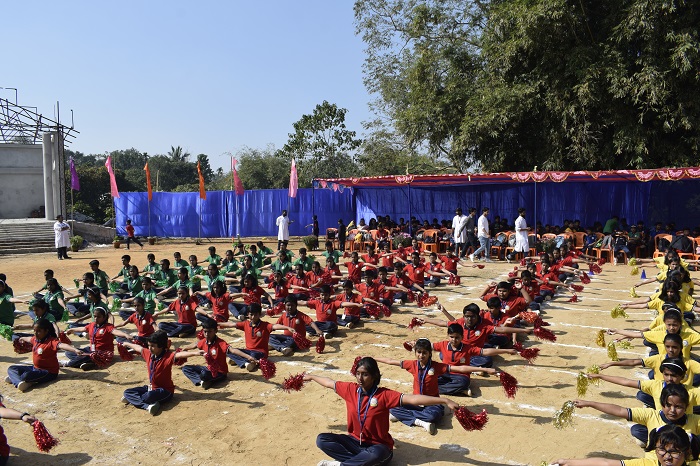 Swami Dhananjoy Das Kathia Baba Mission School